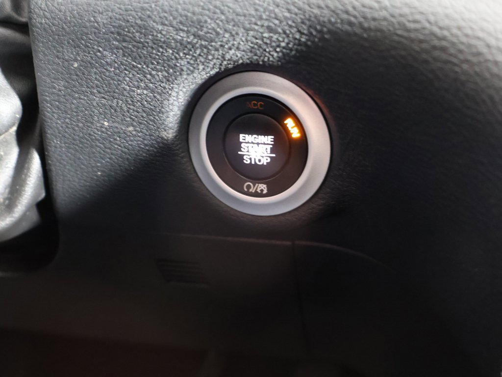 Used 2020 Chrysler Pacifica Limited image 38