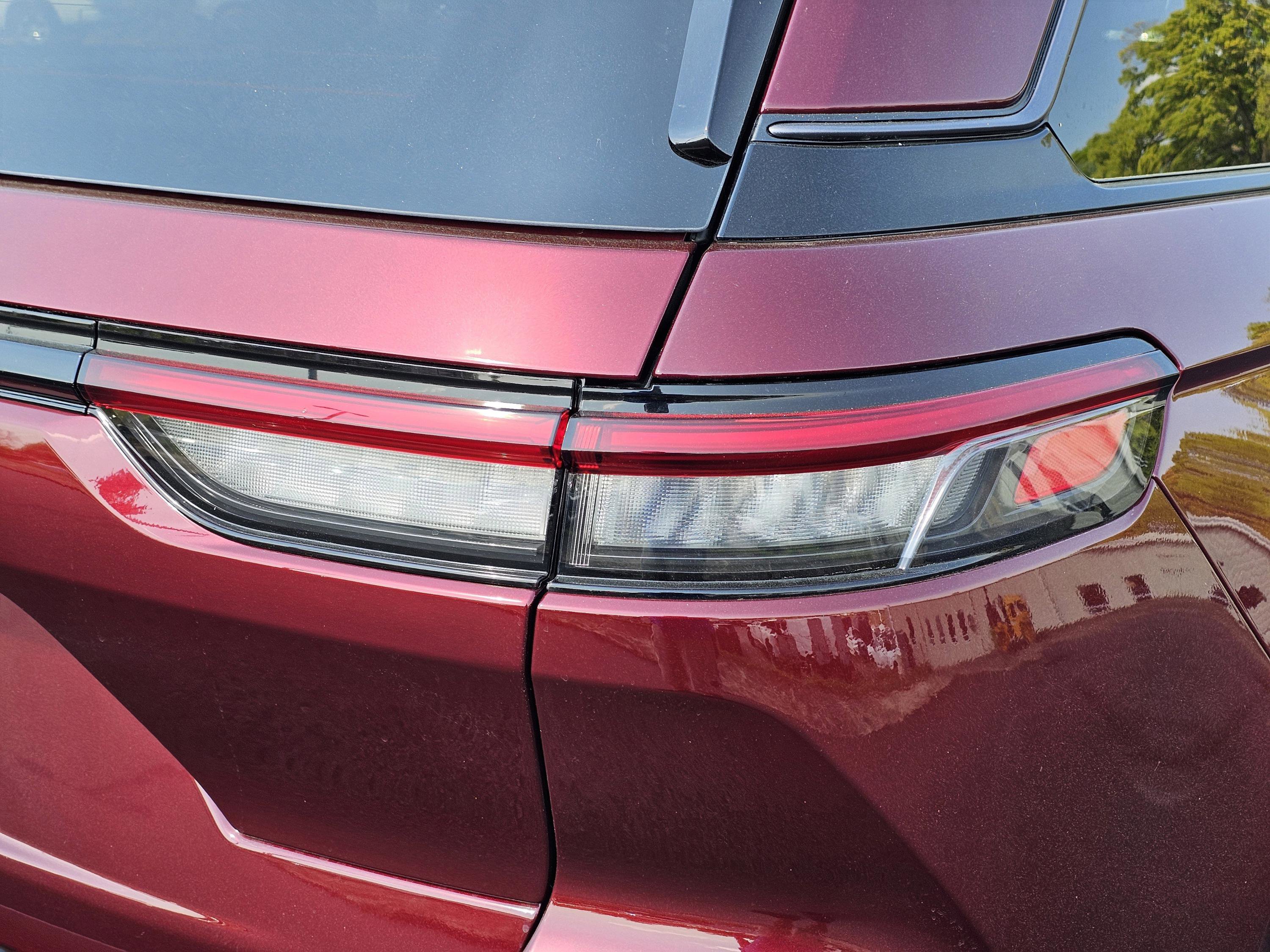 New 2026 Jeep Grand Cherokee Limited w/ Limited Altitude Package image 9