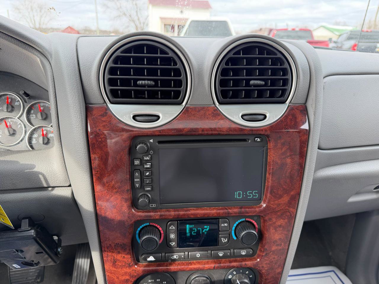 Used 2009 GMC Envoy Denali w/ Sun And 6-Disc Cd Package image 17