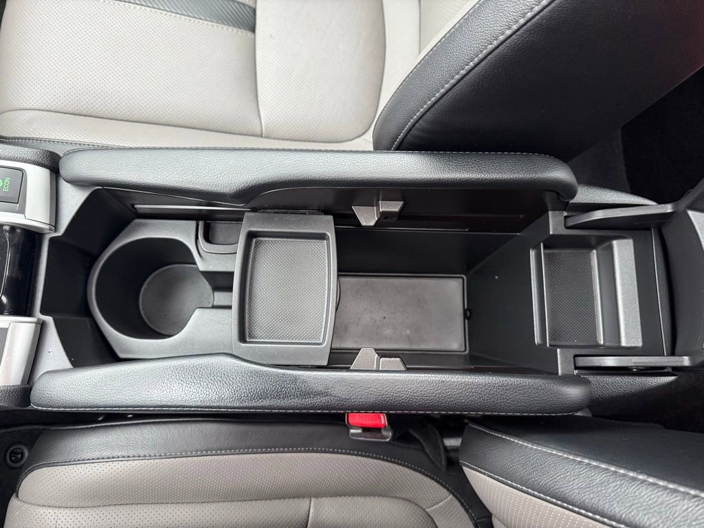 Used 2017 Honda Civic Touring image 35