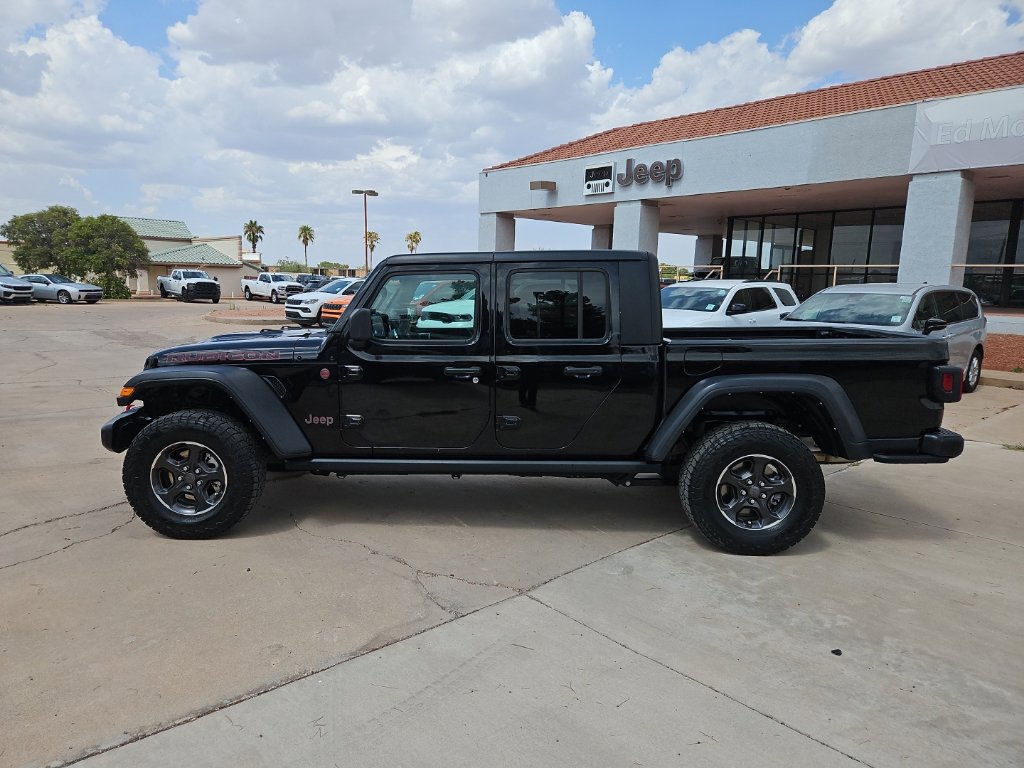 Used 2023 Jeep Gladiator Rubicon w/ Trailer Tow Package AWD/4WD image 2