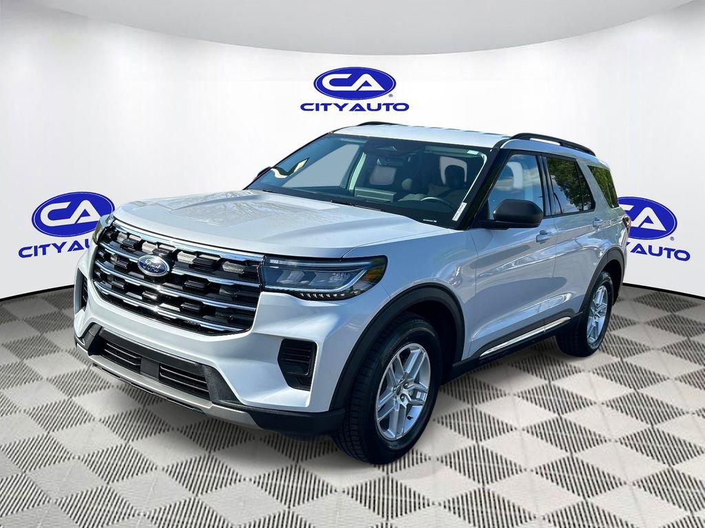 Used 2025 Ford Explorer Active image 9