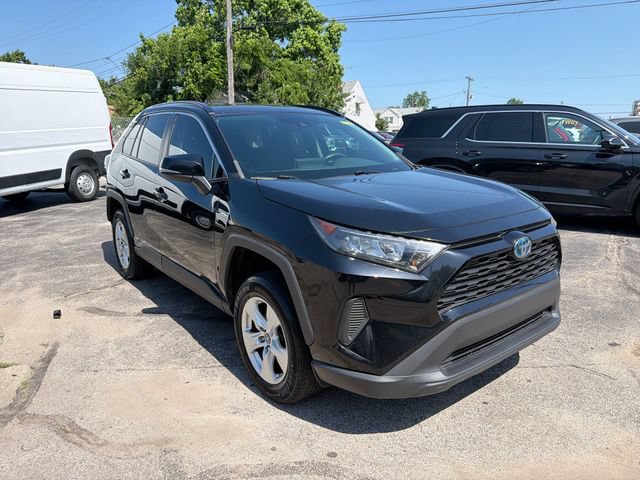 Used 2020 Toyota RAV4 LE AWD/4WD image 11