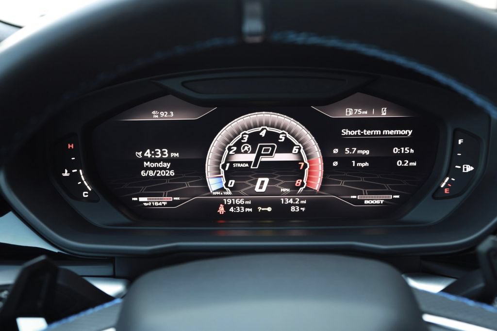 Used 2019 Lamborghini Urus AWD/4WD image 19
