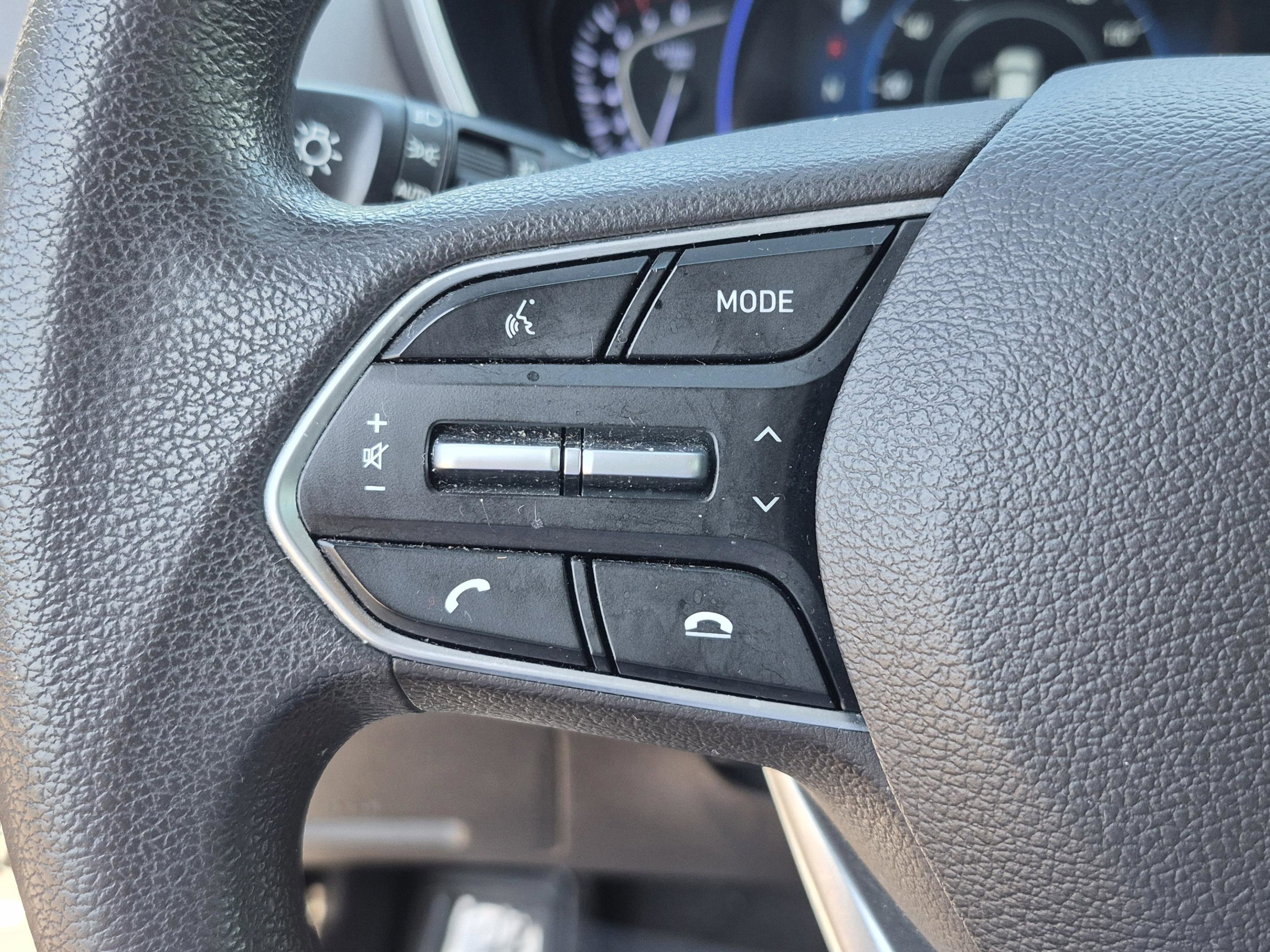 Used 2019 Hyundai Santa Fe SEL FWD image 28