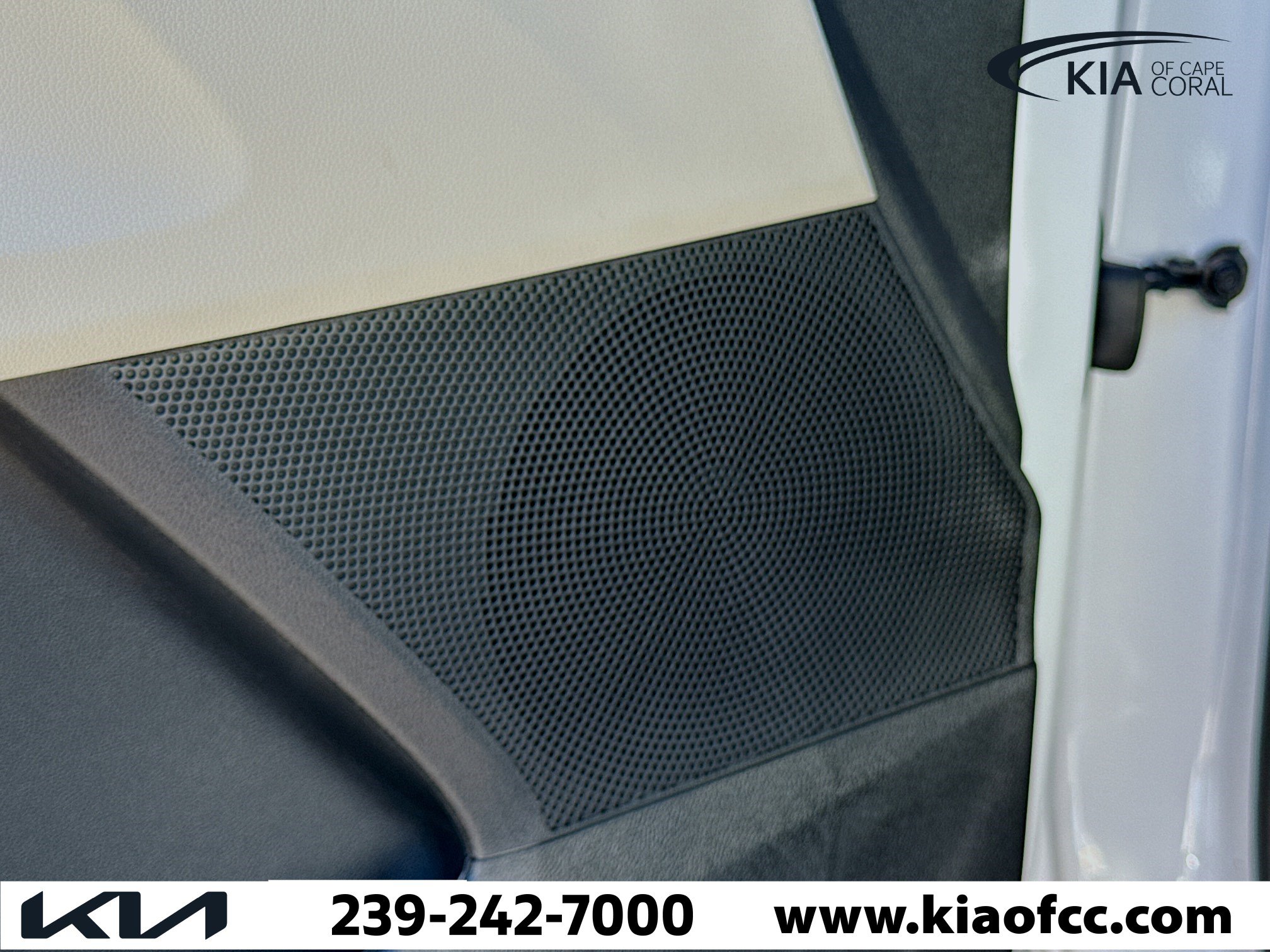 New 2026 Kia Sorento S image 24