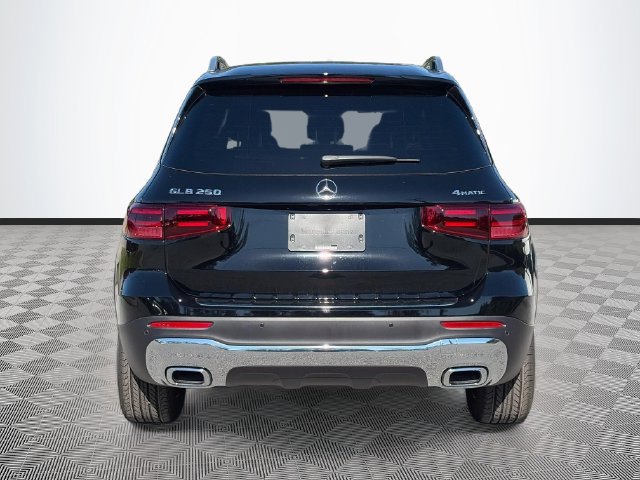 New 2026 Mercedes-Benz GLB 250 4MATIC image 5