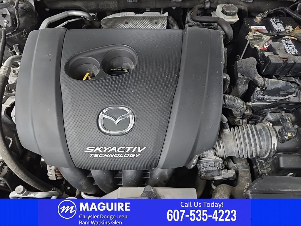 Used 2017 MAZDA MAZDA3 Grand Touring w/ Premium Equipment Package FWD image 16