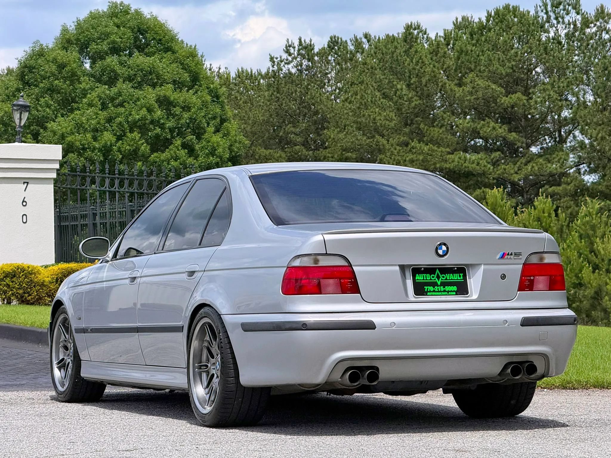 Used 2000 BMW M5 RWD image 9