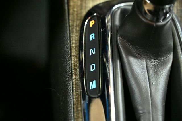 Used 2016 Chevrolet Malibu LT image 24