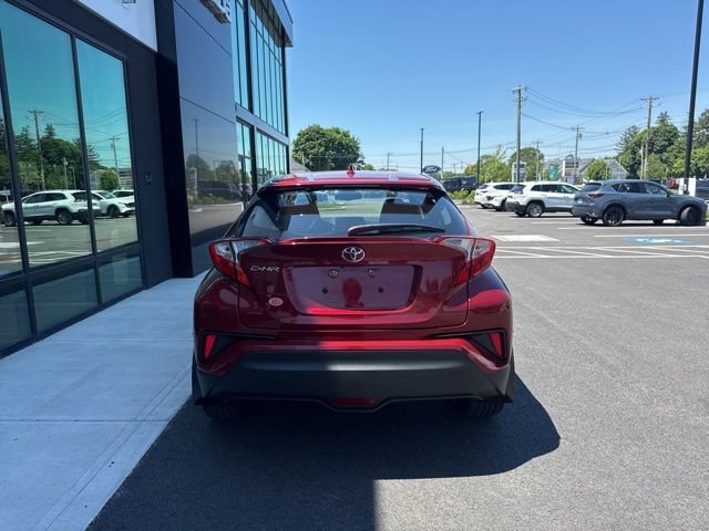 Used 2018 Toyota C-HR XLE FWD image 4