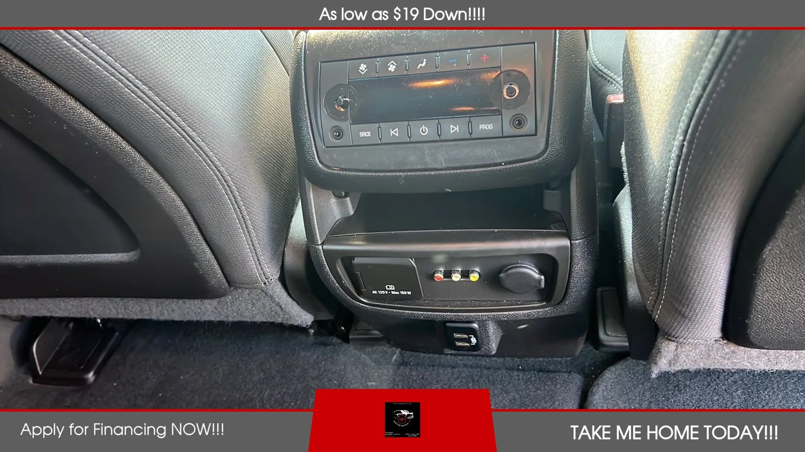 Used 2017 Chevrolet Traverse LT w/ Traveler's Package FWD image 13