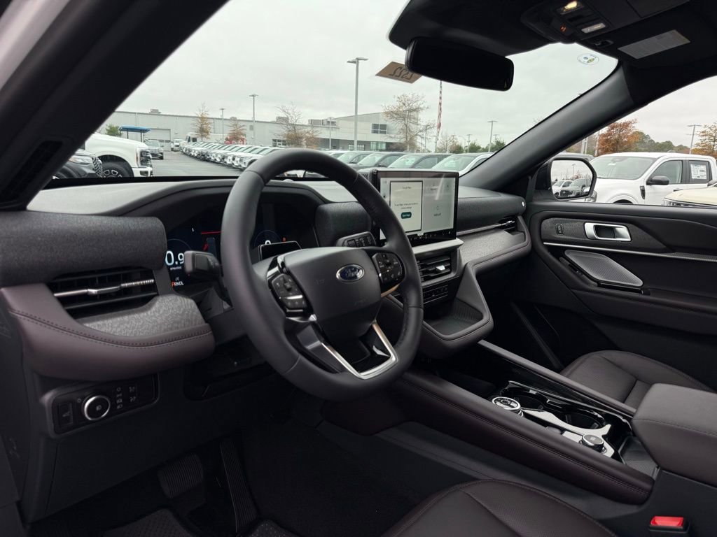 New 2026 Ford Explorer Platinum RWD image 10