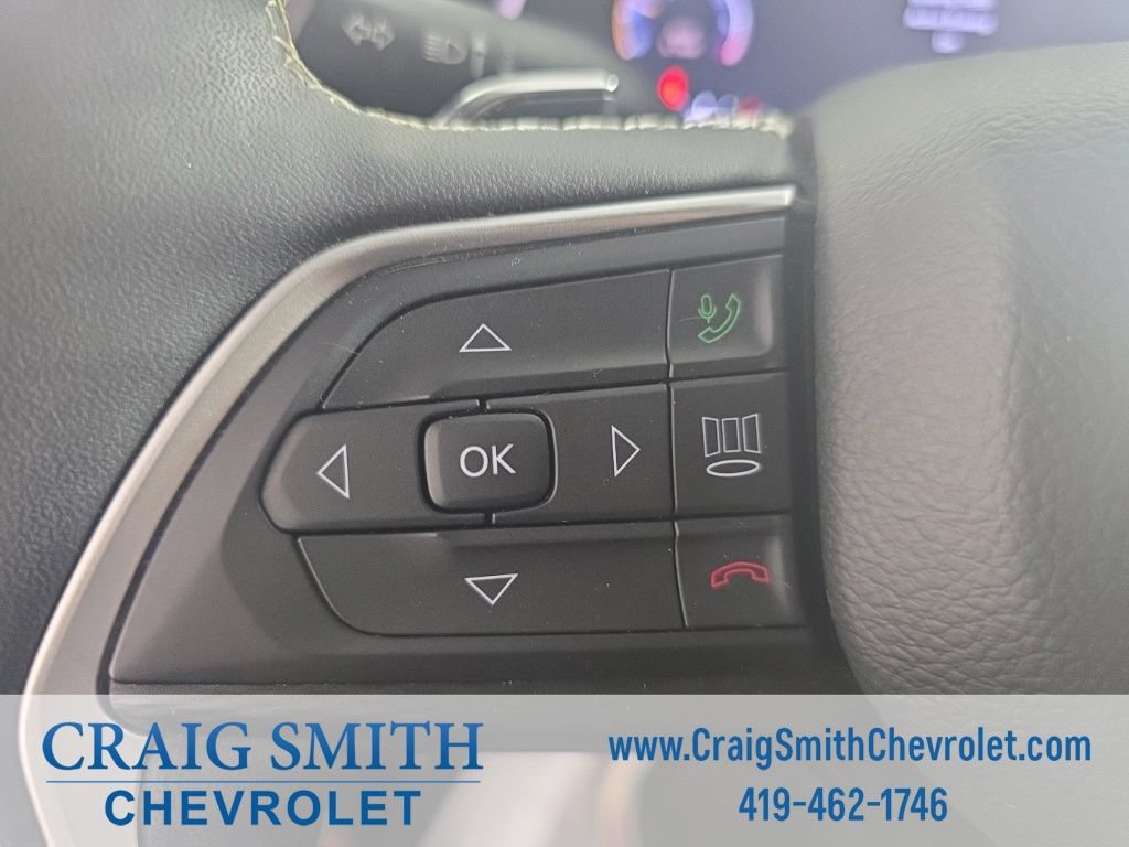 Used 2023 Jeep Grand Cherokee Altitude AWD/4WD image 19