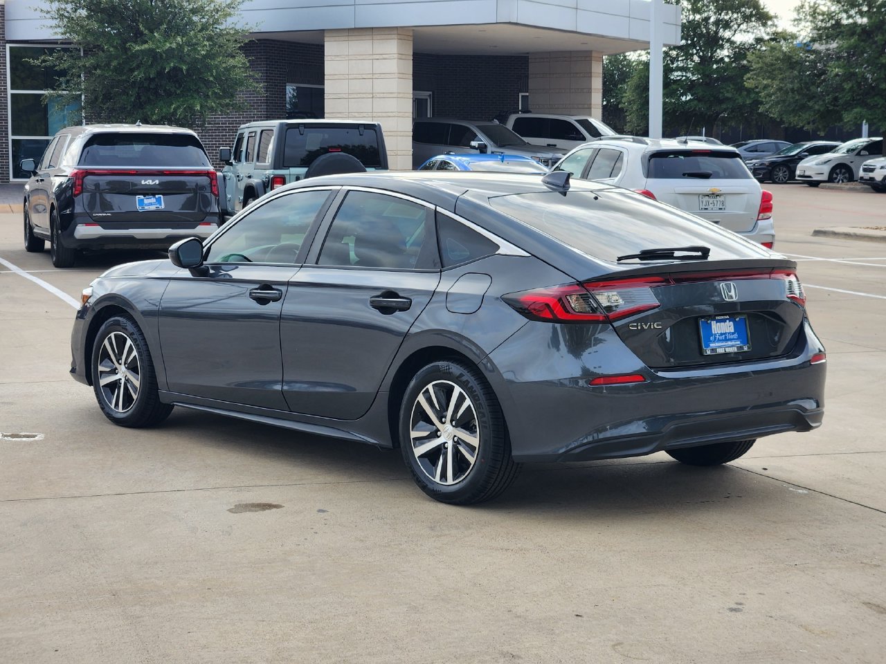 Used 2024 Honda Civic LX image 7