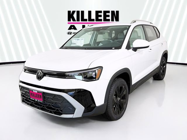 New 2026 Volkswagen Taos SE image 3