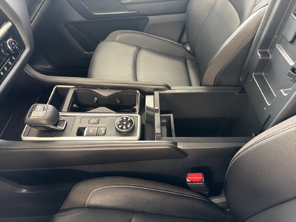 Certified 2025 Nissan Pathfinder SL AWD/4WD image 27