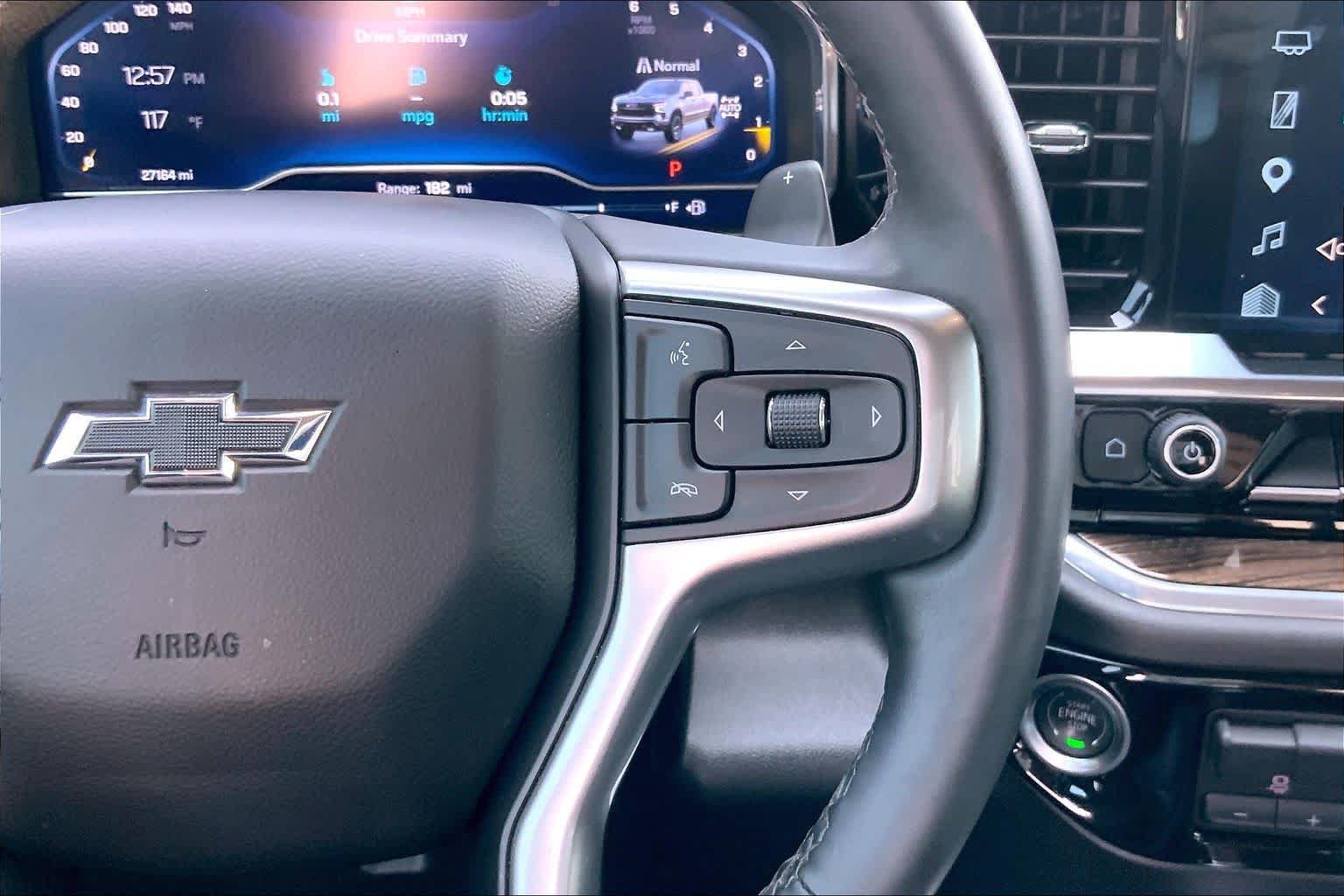 Used 2025 Chevrolet Silverado 1500 LT Trail Boss w/ Convenience Package II AWD/4WD image 25