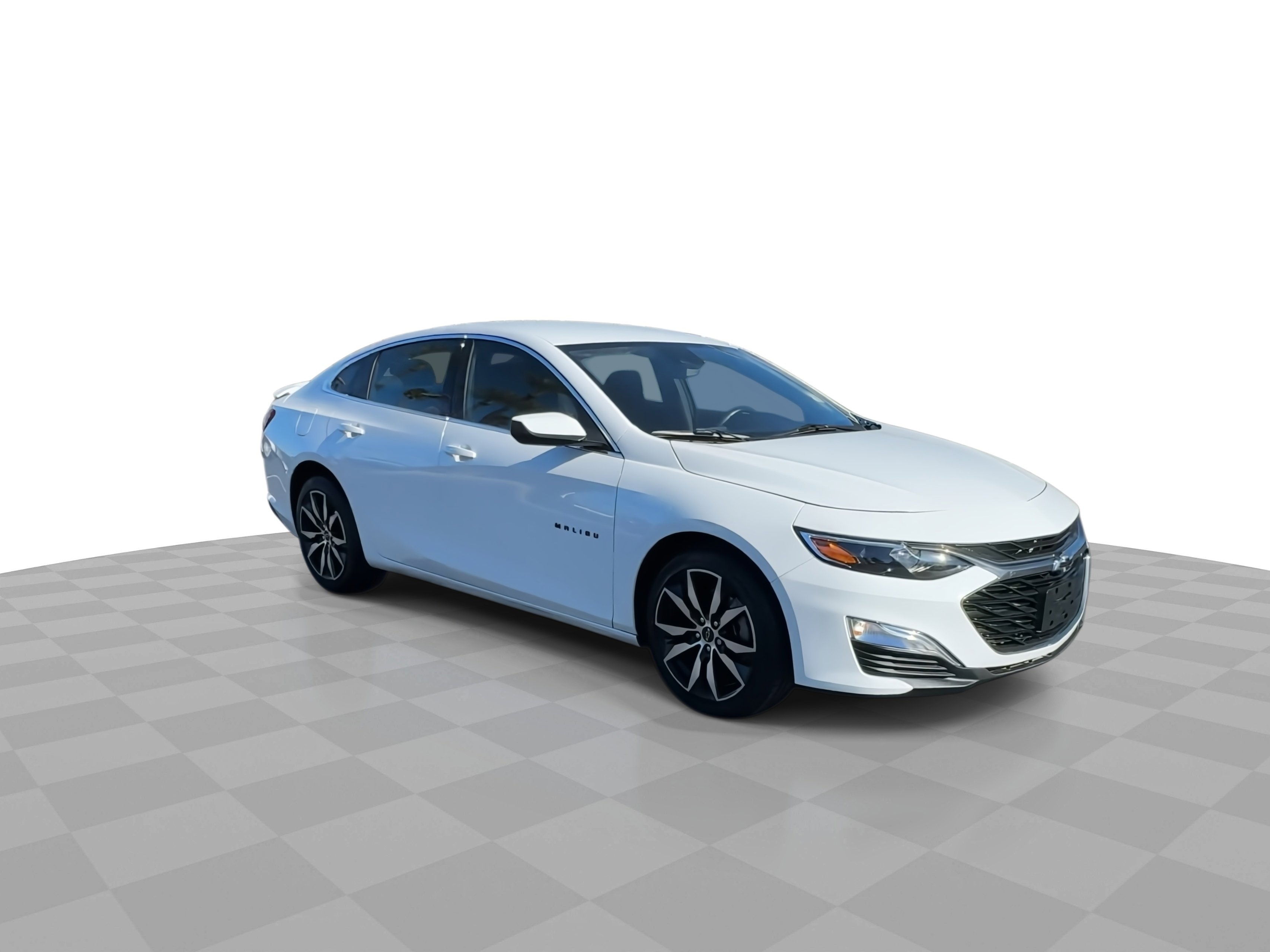 Used 2022 Chevrolet Malibu RS image 2