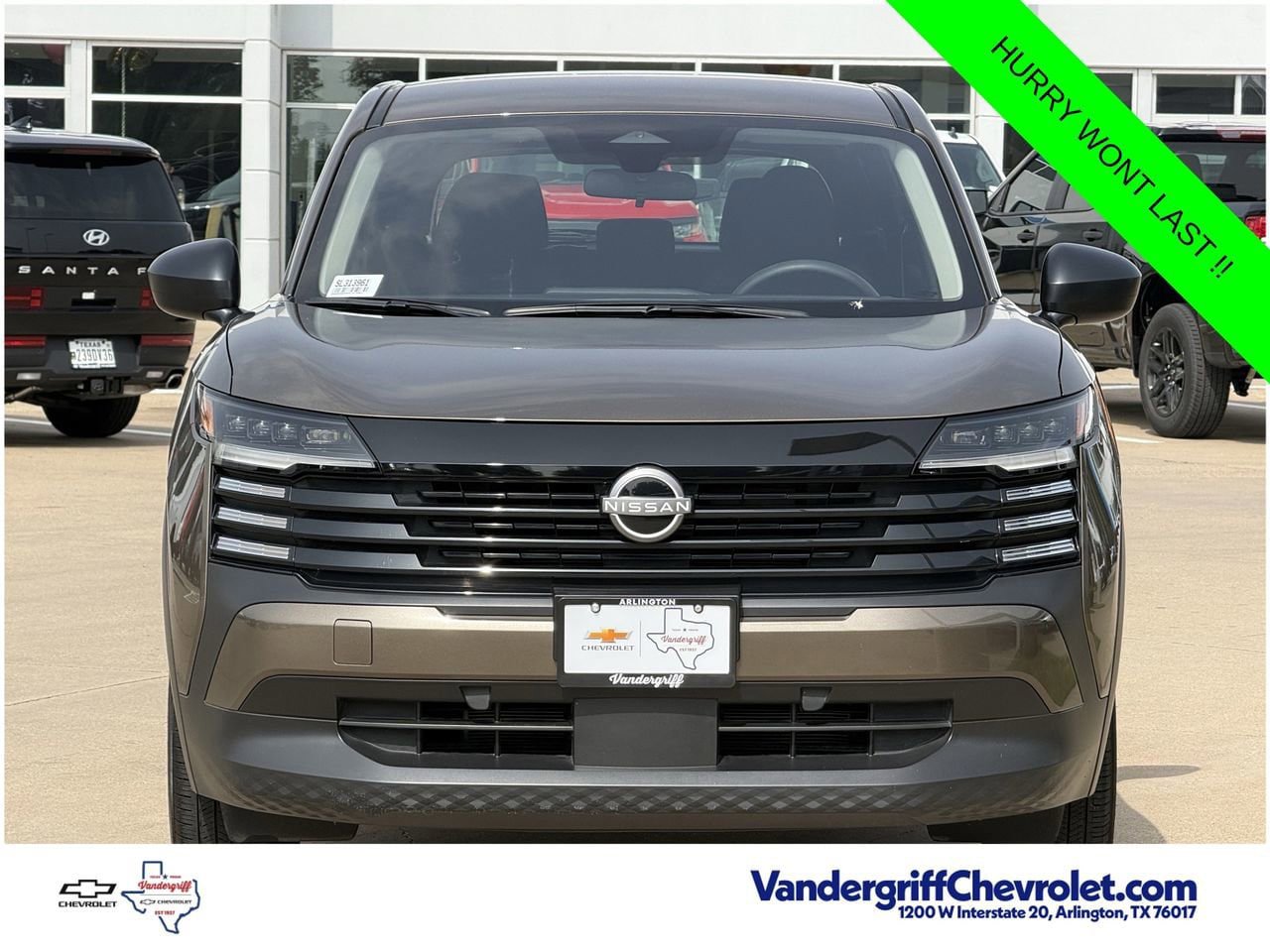 Used 2025 Nissan Kicks S FWD image 7