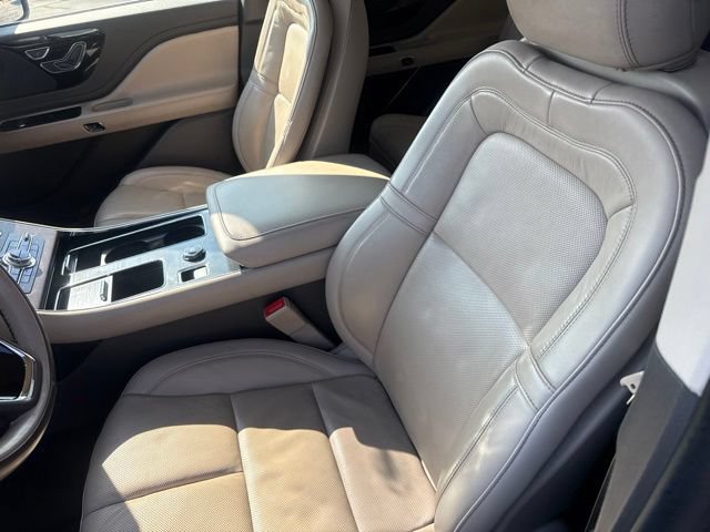 Used 2023 Lincoln Aviator Reserve w/ Equipment Group 201A AWD/4WD image 24