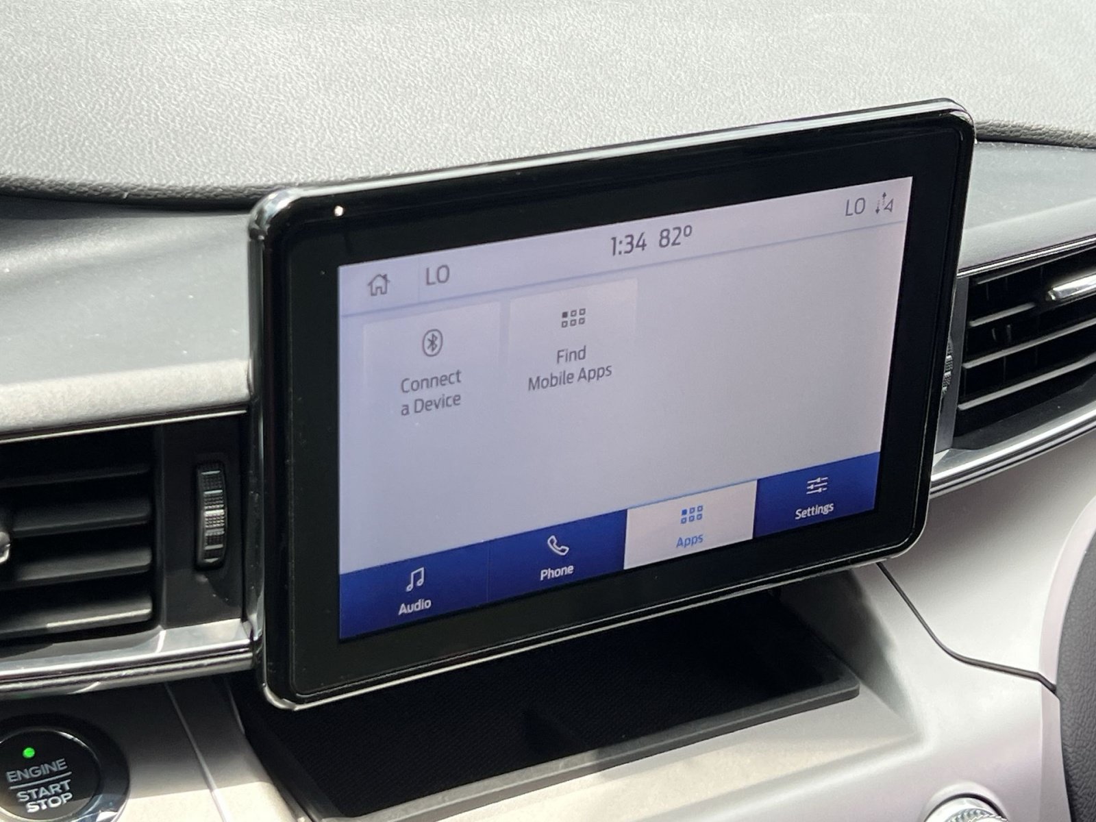 Used 2020 Ford Explorer XLT w/ Equipment Group 202A AWD/4WD image 25