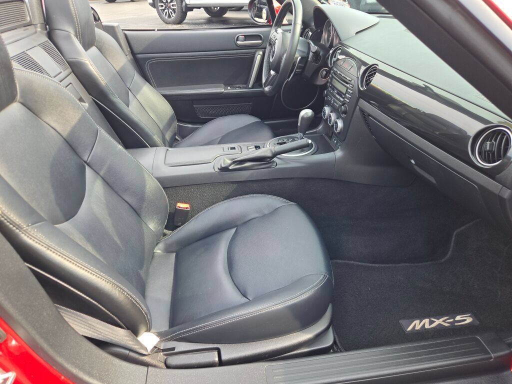 Used 2014 MAZDA MX-5 Miata Grand Touring w/ Premium Package RWD image 8