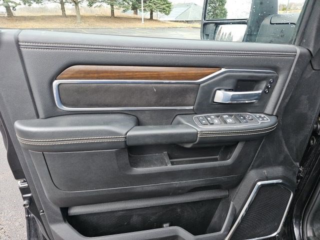 Used 2024 RAM 2500 Laramie w/ Safety Group image 19