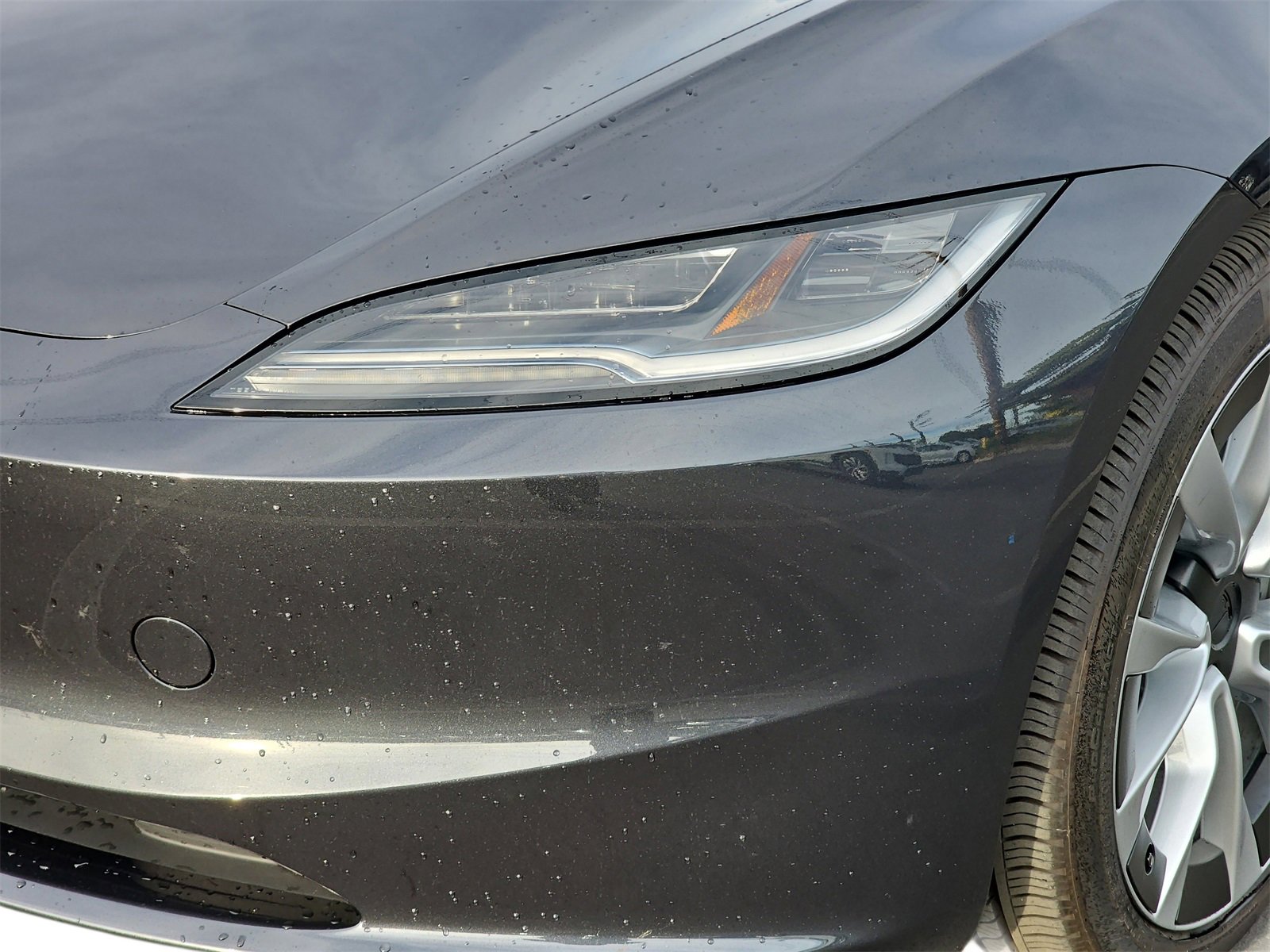 Used 2024 Tesla Model 3 Standard Range image 9