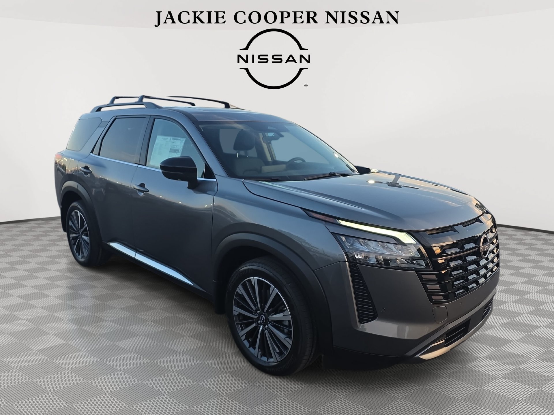 New 2026 Nissan Pathfinder Platinum w/ Cargo Package AWD/4WD image 3