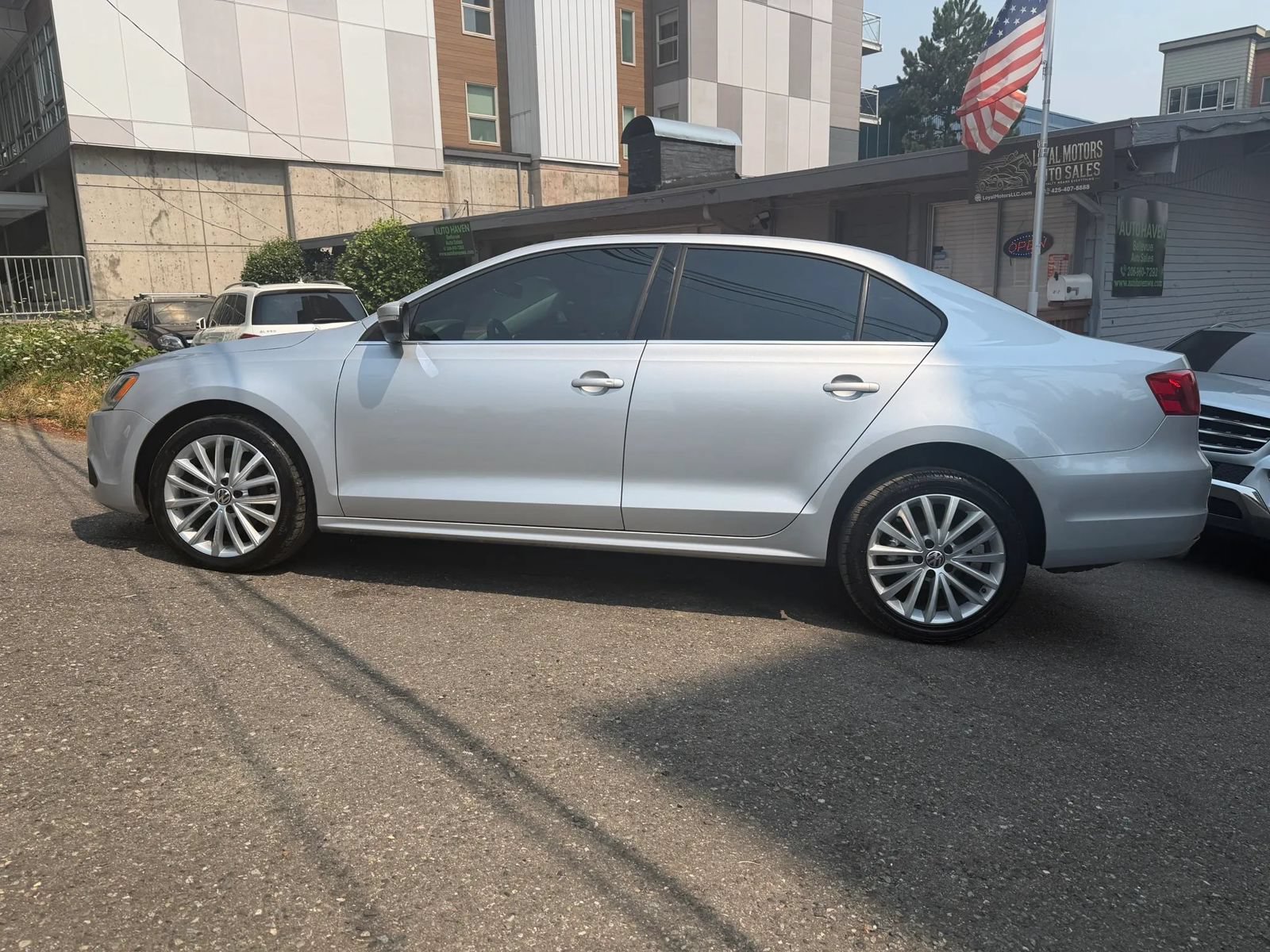 Used 2013 Volkswagen Jetta TDI FWD image 10