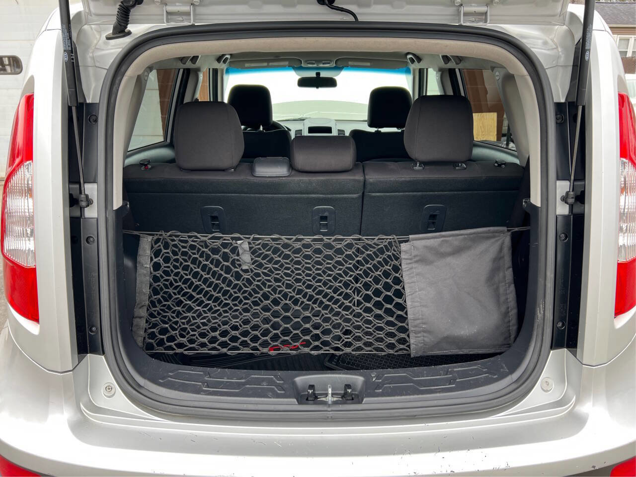 Used 2013 Kia Soul FWD image 12