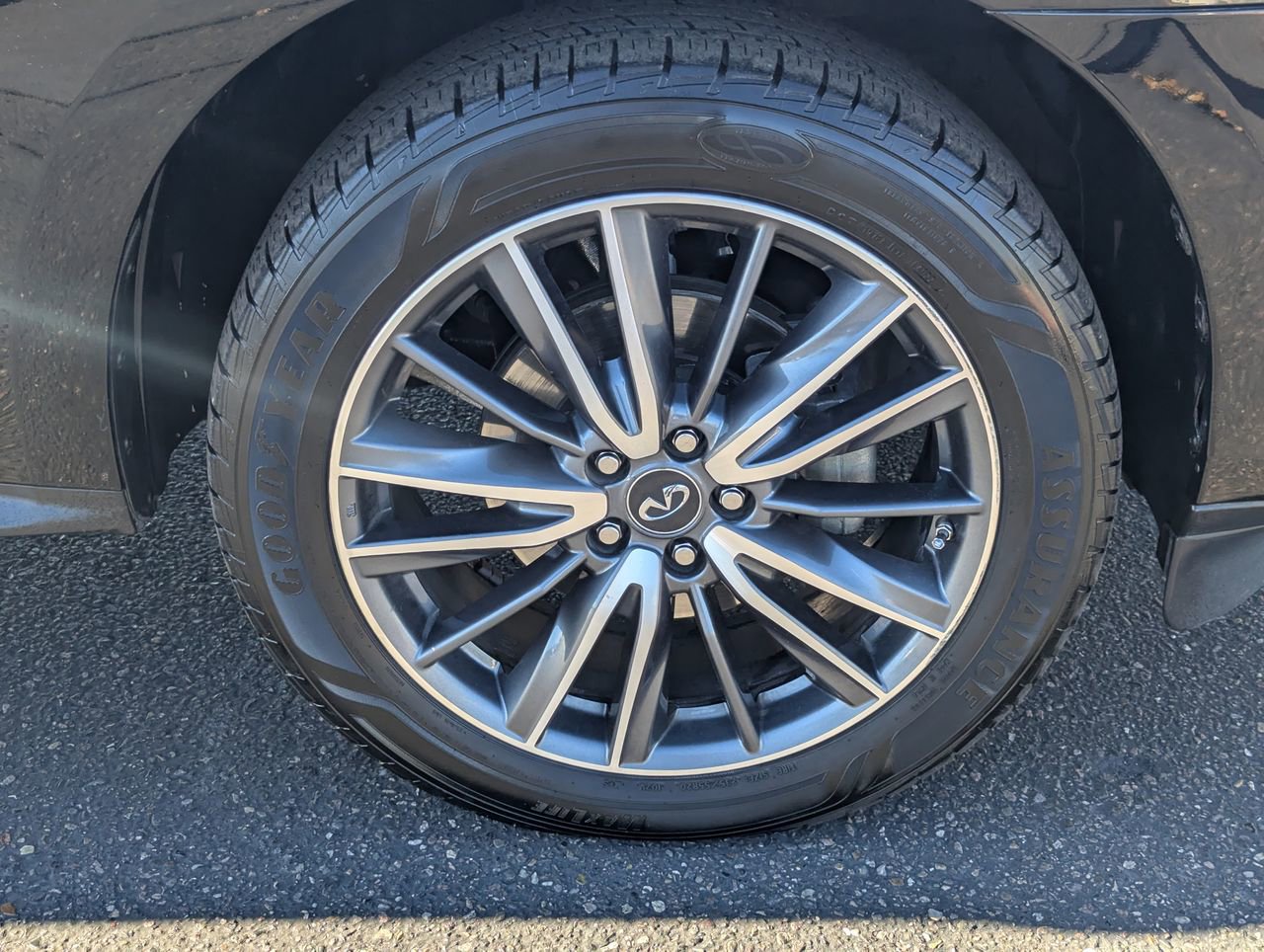 Used 2019 INFINITI QX60 Luxe w/ Essential Package image 10