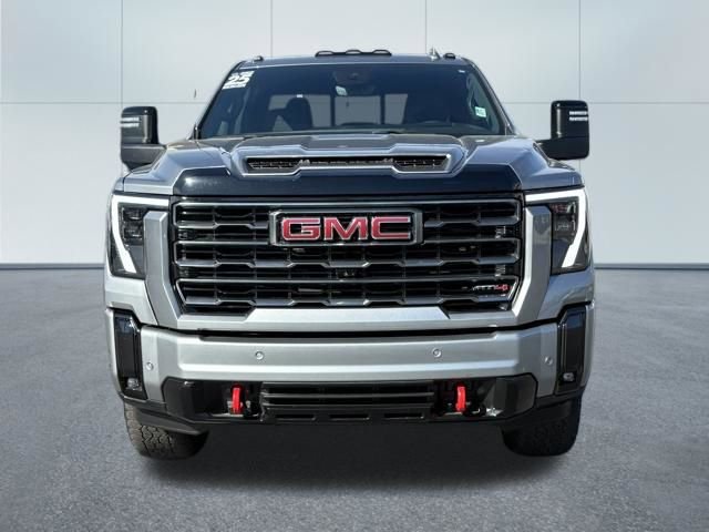 Used 2025 GMC Sierra 2500 AT4 w/ AT4 Premium Plus Package image 4
