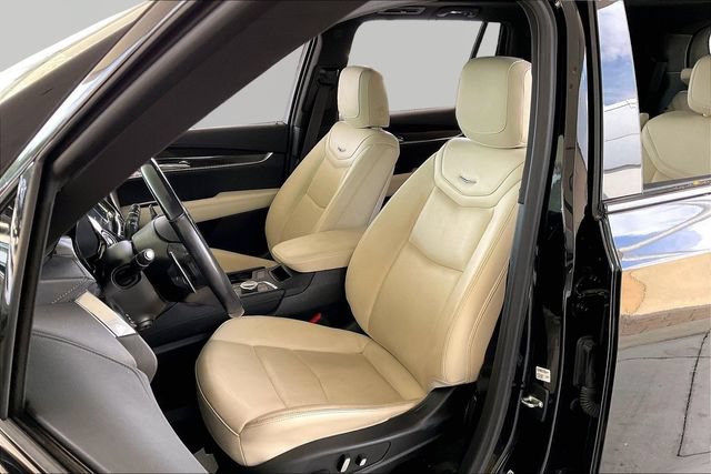 Certified 2024 Cadillac XT6 Sport w/ Technology Package AWD/4WD image 15