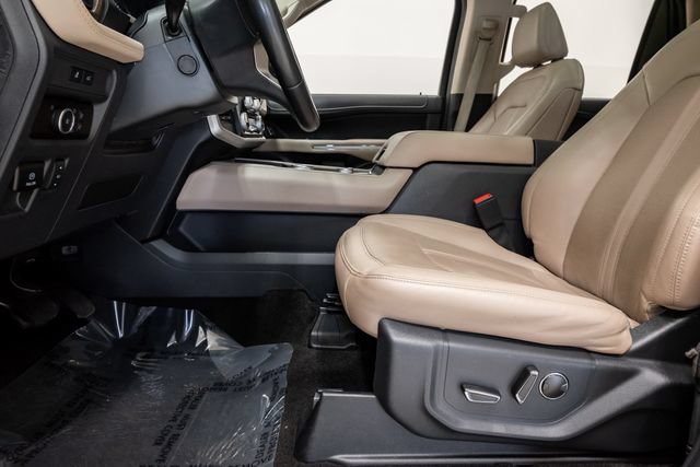 Used 2023 Ford Expedition Limited AWD/4WD image 13