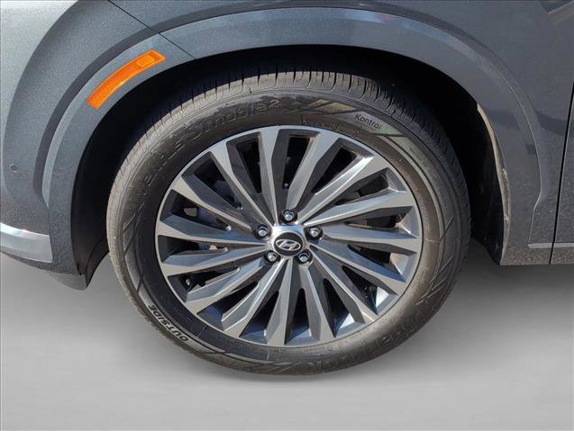 Used 2024 Hyundai Palisade Calligraphy image 26
