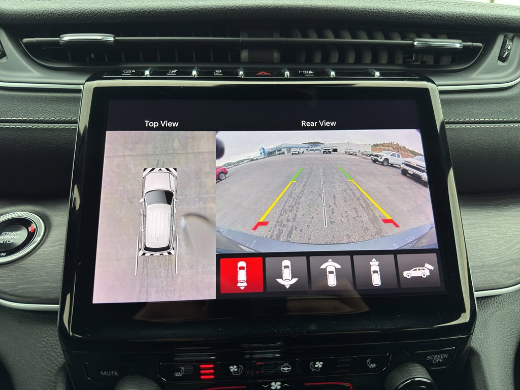 Used 2024 Jeep Grand Cherokee L Limited w/ Luxury Tech Group II image 19