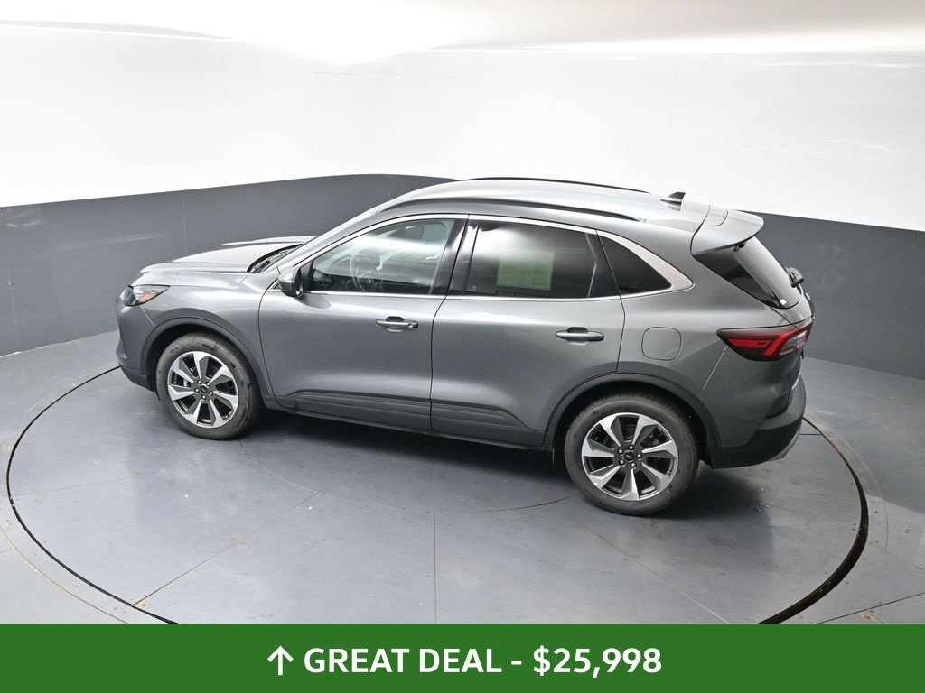 Used 2025 Ford Escape Platinum AWD/4WD image 49