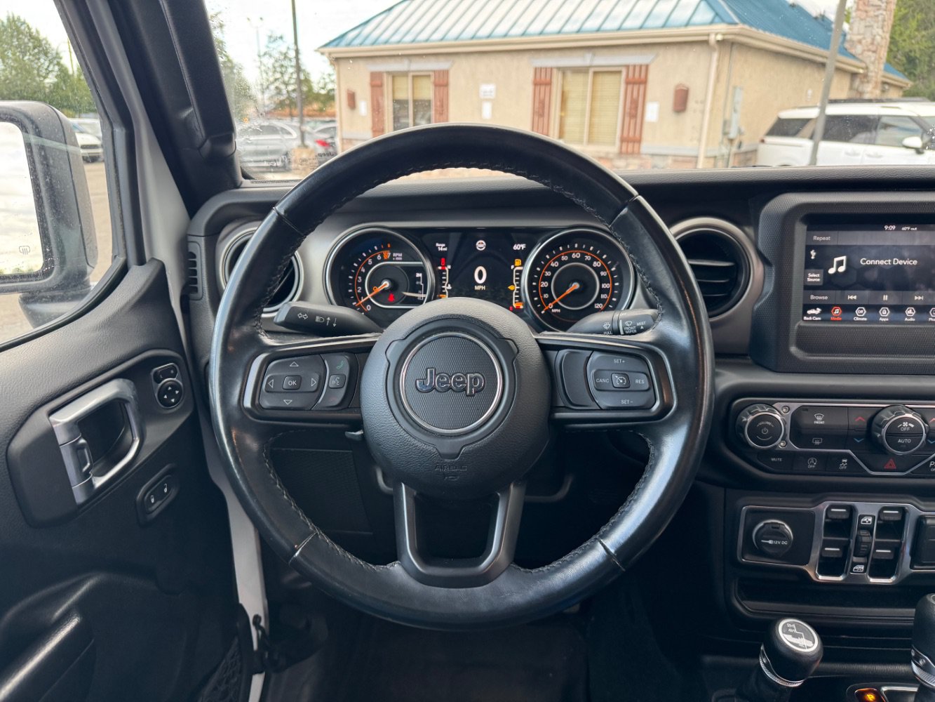 Used 2021 Jeep Gladiator Sport AWD/4WD image 13