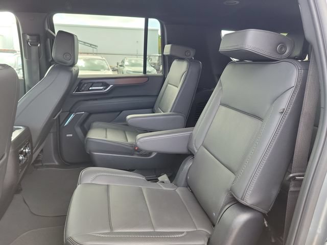 Certified 2025 GMC Yukon XL Denali AWD/4WD image 15