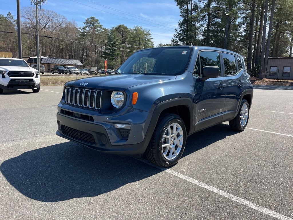 Certified 2023 Jeep Renegade Latitude image 2