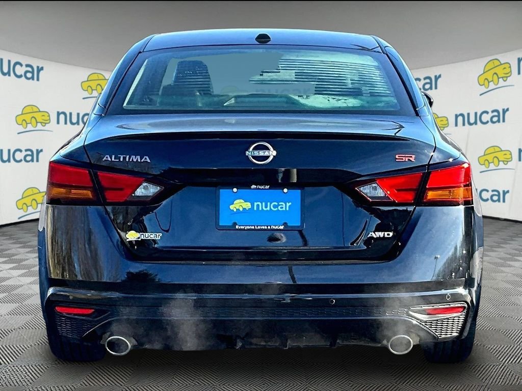 Used 2024 Nissan Altima 2.5 SR AWD/4WD image 5