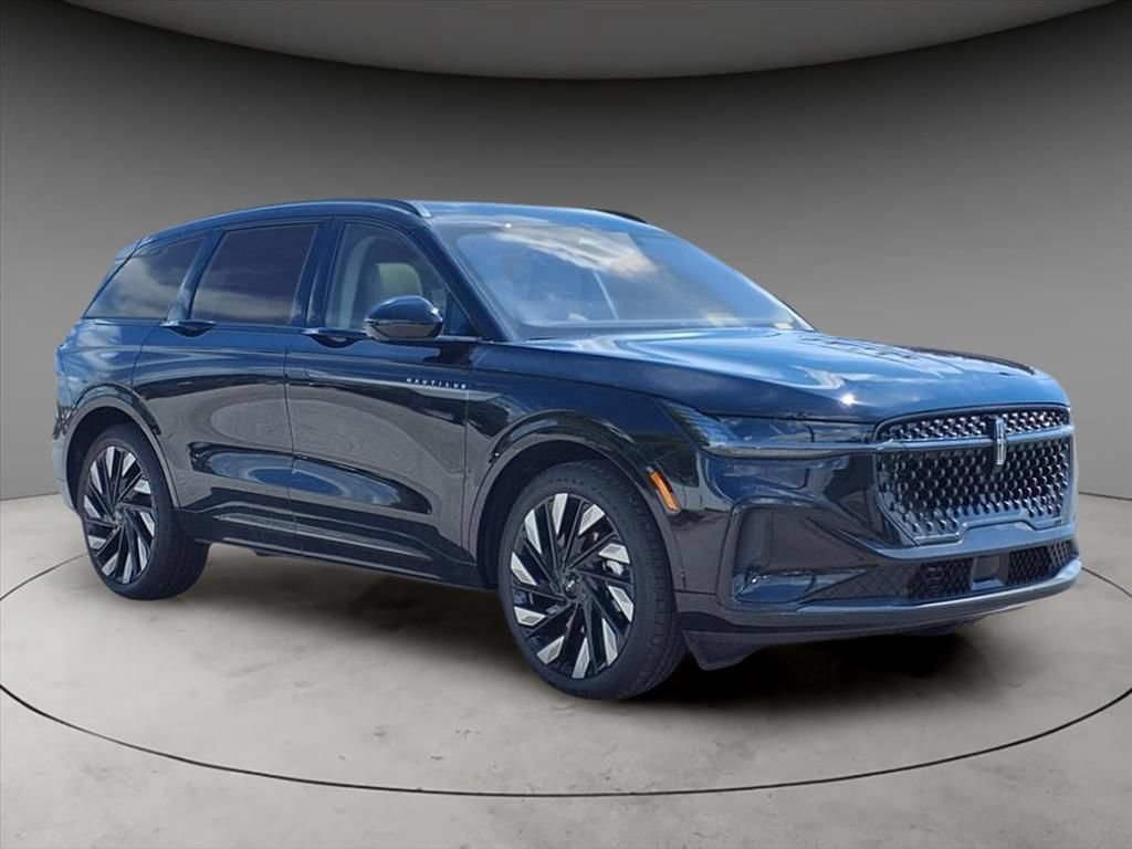 New 2025 Lincoln Nautilus Reserve w/ Jet Appearance Package AWD/4WD image 10