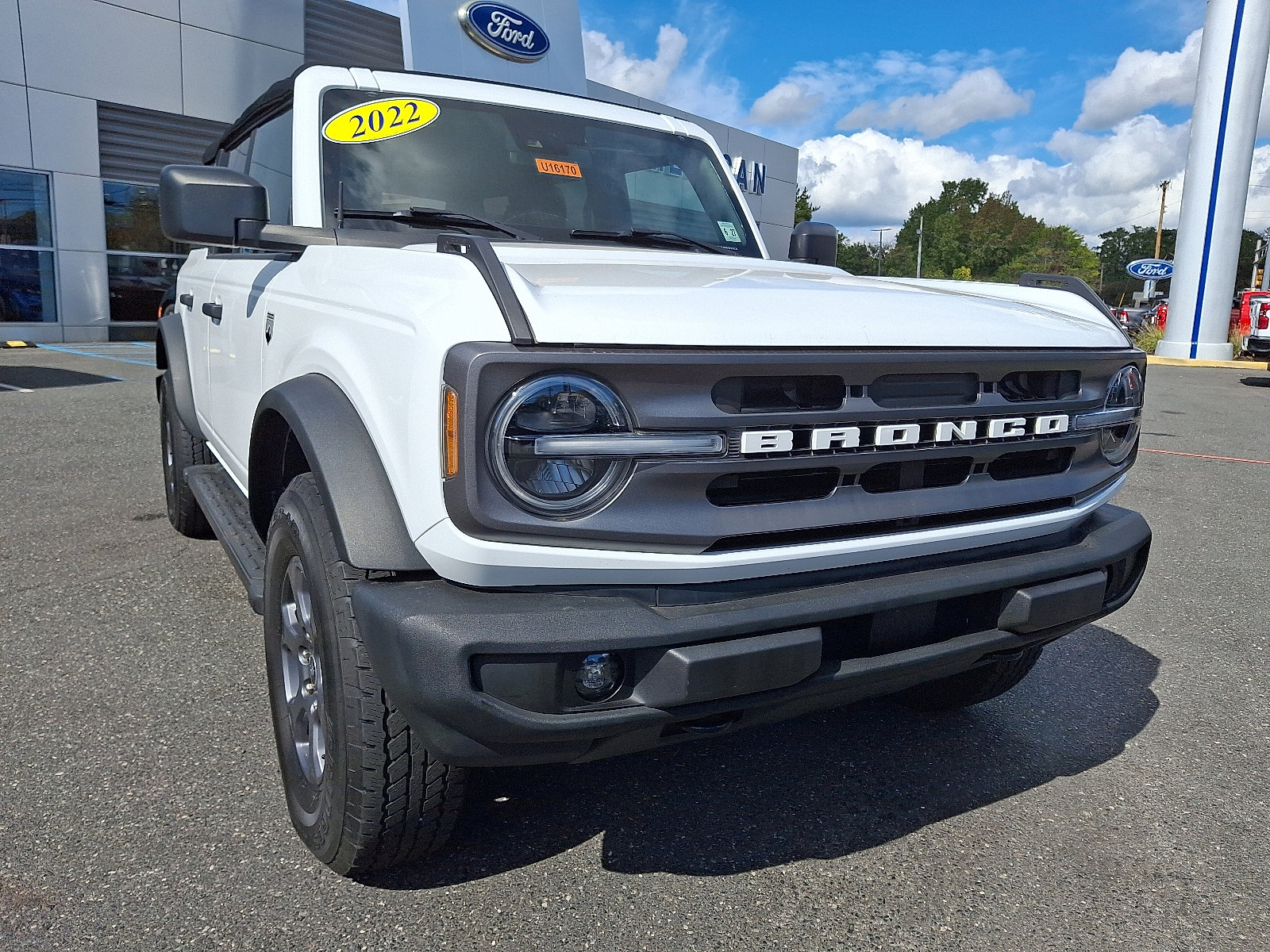 Certified 2022 Ford Bronco Big Bend image 2