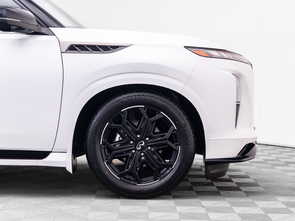 Certified 2026 INFINITI QX80 4WD w/ Sport Exterior Package image 35