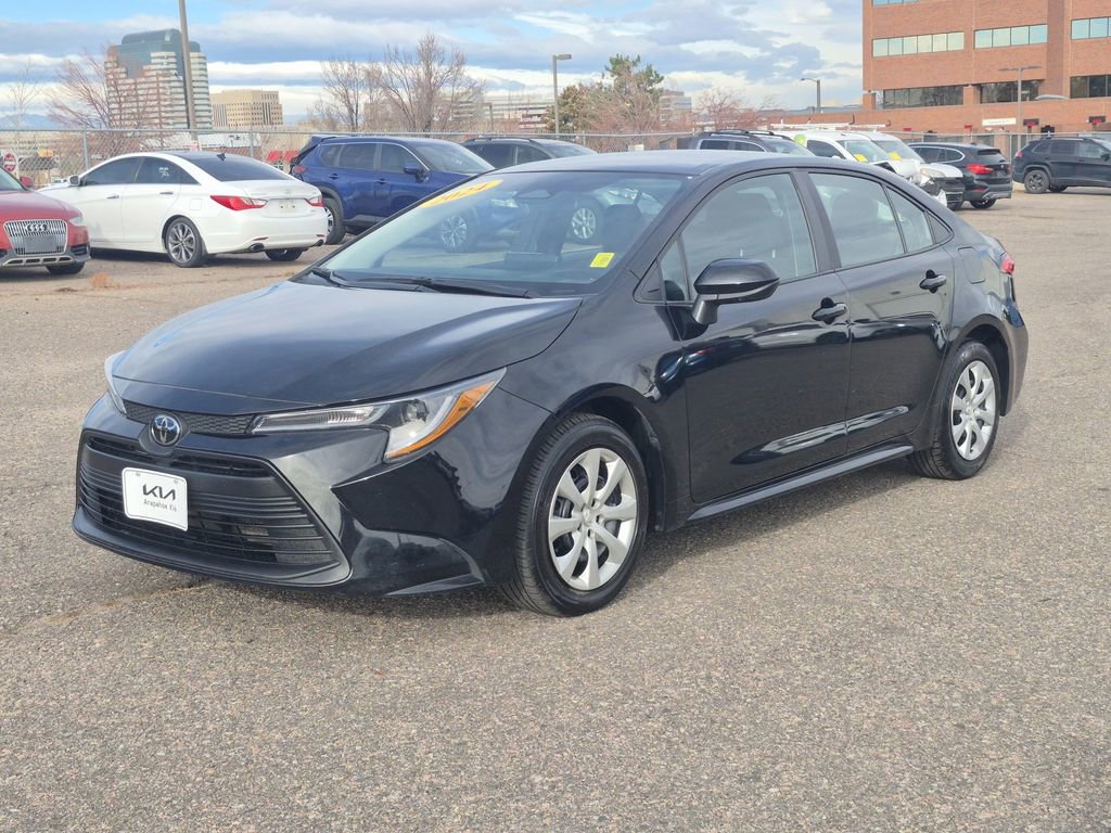 Used 2024 Toyota Corolla LE image 4