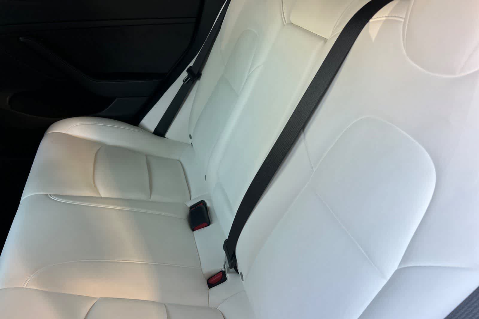 Used 2021 Tesla Model 3 Standard Range Plus RWD image 5