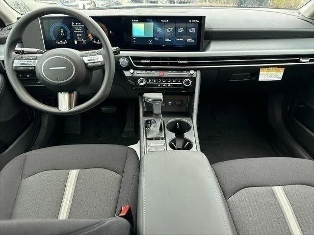 Used 2026 Hyundai Sonata SE FWD image 5