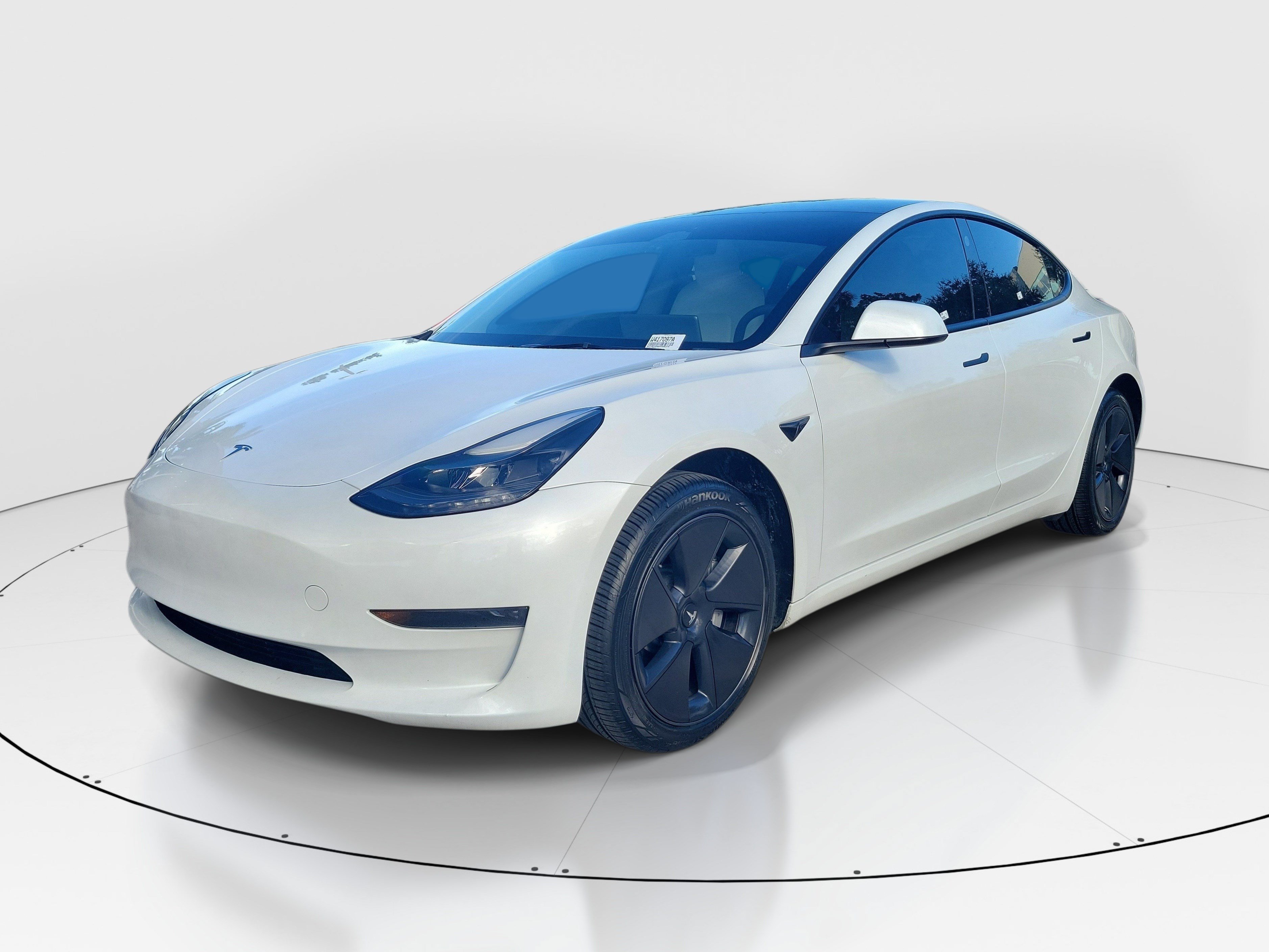Used 2023 Tesla Model 3 Standard Range RWD image 3